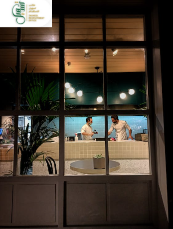 كيفية استقدام عامل منزلى من دولته الى السعودية